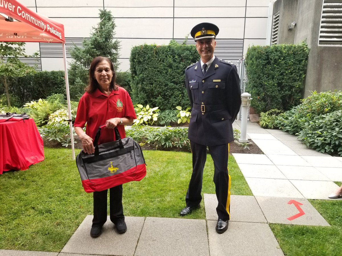 We'd like to introduce you to #NorthVan volunteer Yasmin. It was her dream to take a pic w/ an officer in Red Serge. Today we made that dream come true. Her daughter told us, 'You should see how proud she is to wear her uniform.' We certainly did today! #VolunteerAppreciationDay