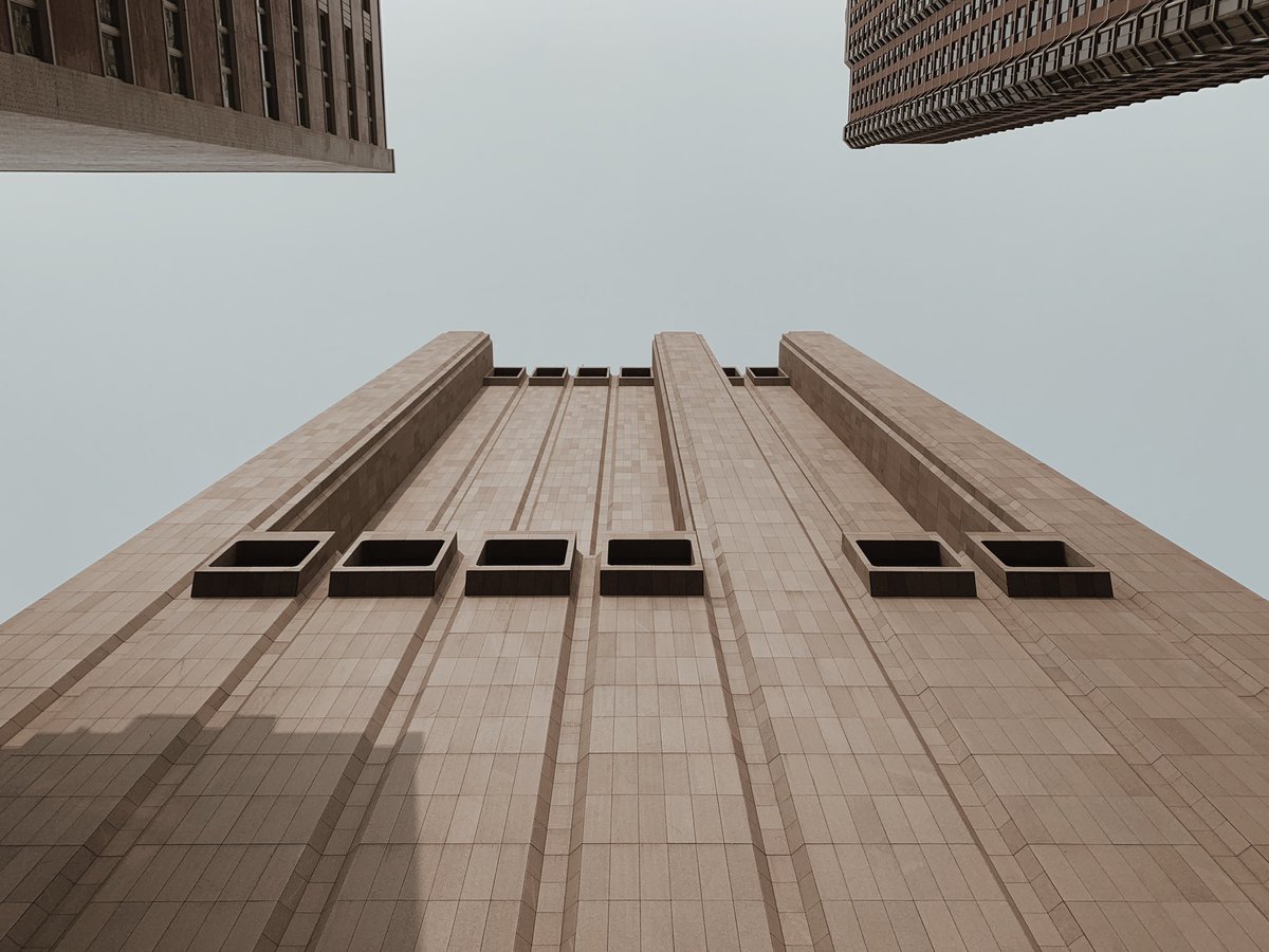 eli_rudy's tweet photo. blade runner 2020 #manhattan #atttower #brutal #architecture https://t.co/YV50tjeD85