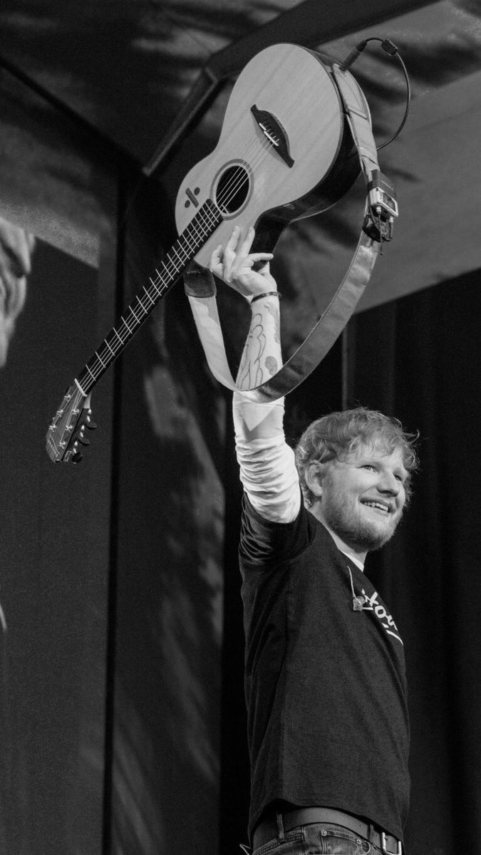 angeela_rg's tweet photo. hola!! soy ánge, tengo 15 y soy de españa. soy #teammultiply y la única diosa a la que le rezo es a cherry. conocí a Ed con thinking out loud (2014/15) y empecé a seguirle más en 2017. soy bastante nueva en el fandom. y poco más ❤️ #IntegracionSheerios https://t.co/8tBljpqd2X