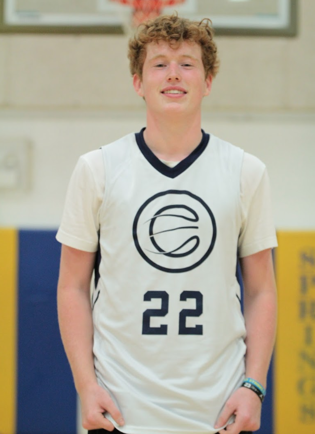 SR_THENEXTWAVE's tweet photo. 🎥HIGHLIGHTS🎥

The future is bright at Nazareth, and 2023 5'11 G Jack Trainer (Nazareth Academy, IL) will be a big part of it. The sophomore guard has shot the ball well while setting up teammates for shots at #TheNextWave🌊

Check out @JackTrainer24: https://t.co/AX7fX4lQN3 https://t.co/TKyckP9pBj
