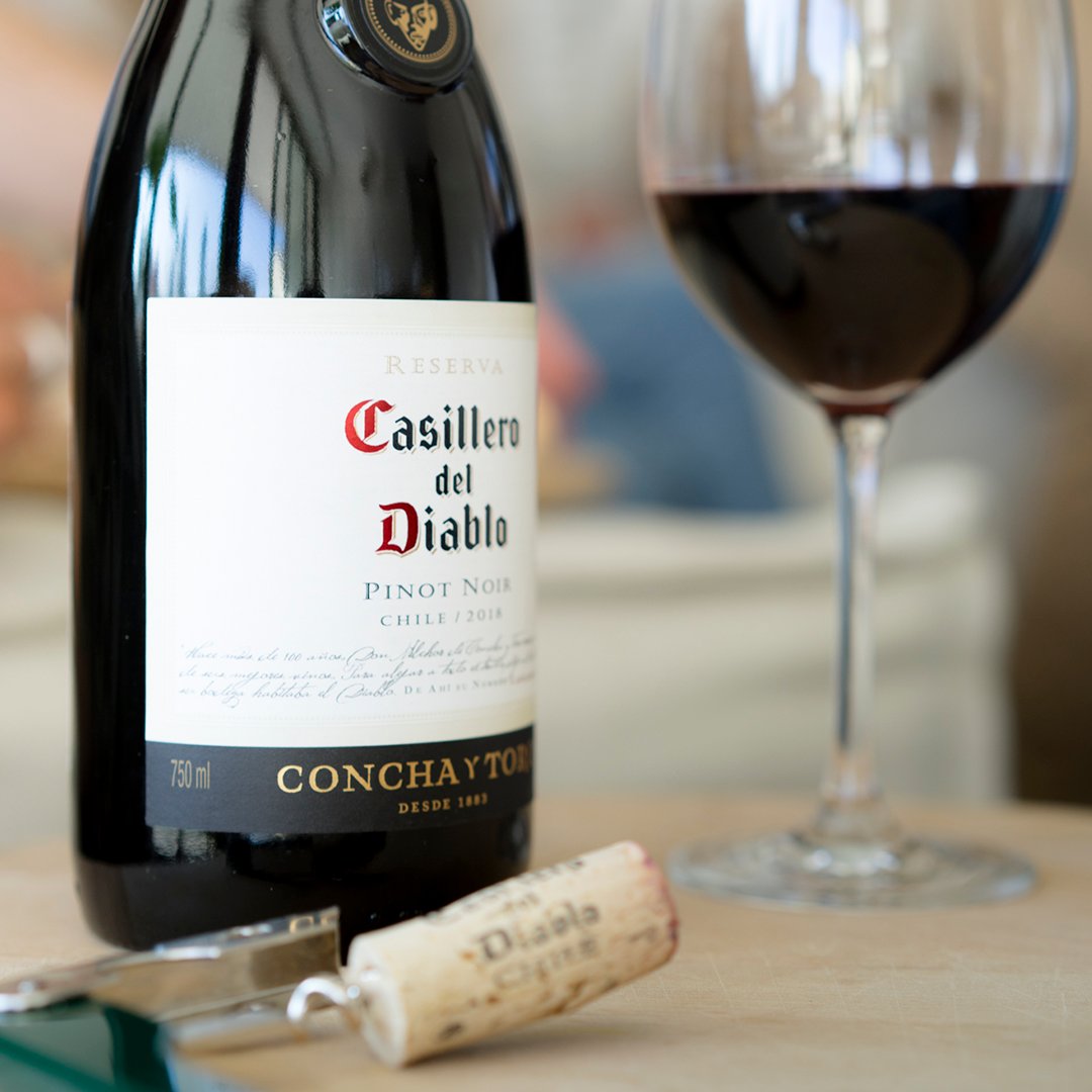 Hoy descorchamos nuestro Pinot Noir, ¿qué cepa vas a disfrutar tú? 🍷