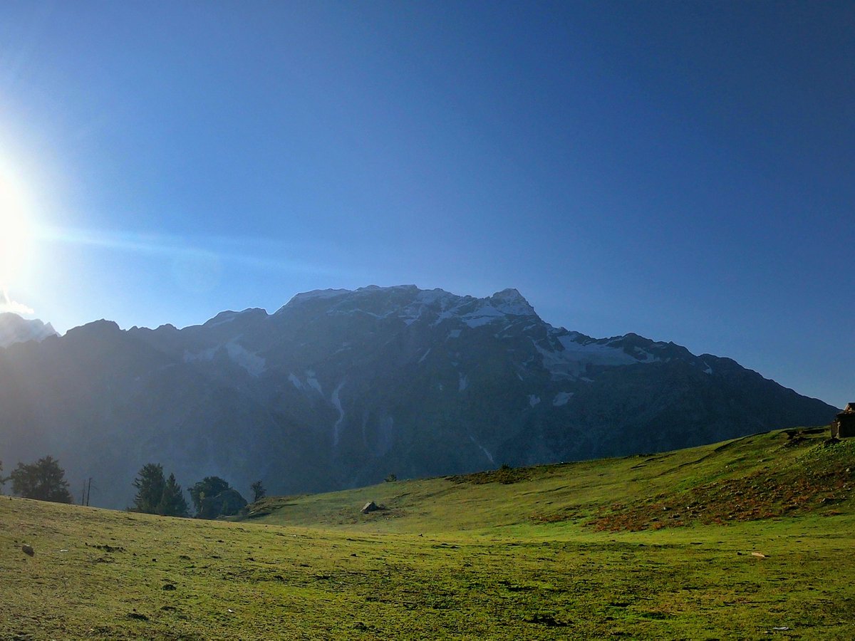 iamAamirRahman's tweet photo. Morning Colours from Chukail Banda Kalam !!
#Chukail #tourism #Pakistan #SwatValley #Nikon https://t.co/STxIDP6eJY