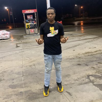 KvngFlee's tweet photo. #BossBabyEnt🤑 https://t.co/gtd4ab4hQE