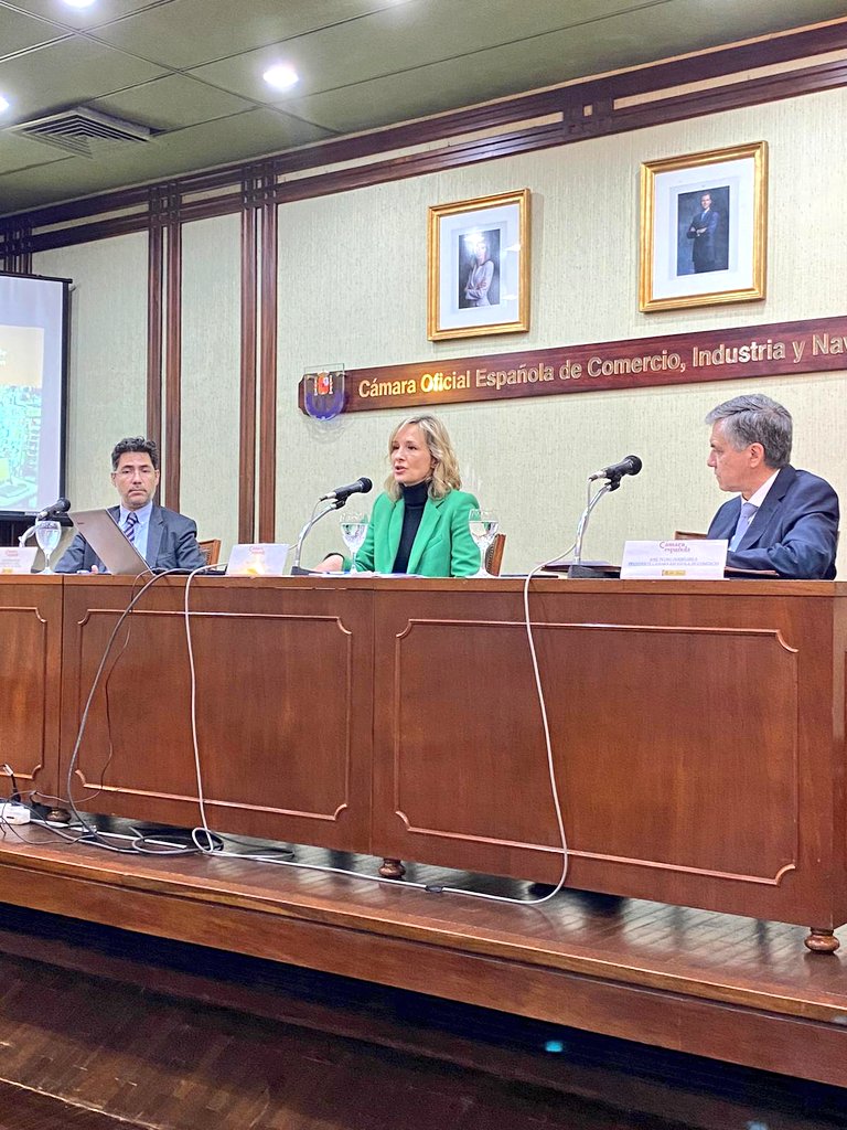 Hoy presentamos nuestra visión sobre Montevideo y su potencial de desarrollo a la Cámara Española de Comercio, Industria y Navegación. ¡Muchas gracias por recibirnos!