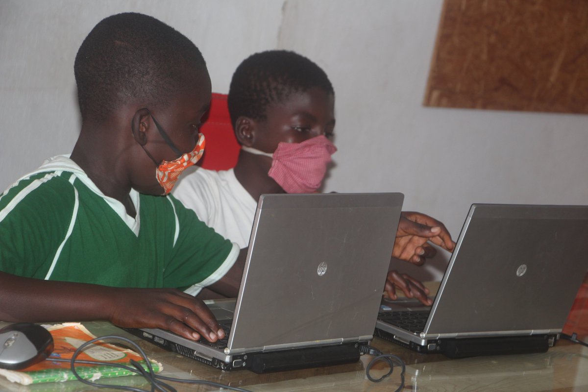 <a href="/SketchUp/">SketchUp</a> par ses outils simples (rotation, extrusion, déplacement, etc.) leur permettra de dessiner en 3D des modèles très élaborés. #3Dprint #3Dmodeling #Tech4kids

Open Code Academy is a #HubCity #Only4Kids initiative (a junior acceleration program) proudly powered by <a href="/woelab/">HubCity WoeLab</a>