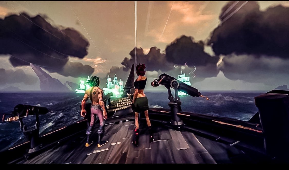 Huldera1's tweet photo. Throwback: Me and @TeeJayP3, this was a great night, first tall tails with him and @_callico_ and Ray? 🤔 if I remember right #SeaOfThieves #sotshot #talltails https://t.co/uHlRjMjrbR