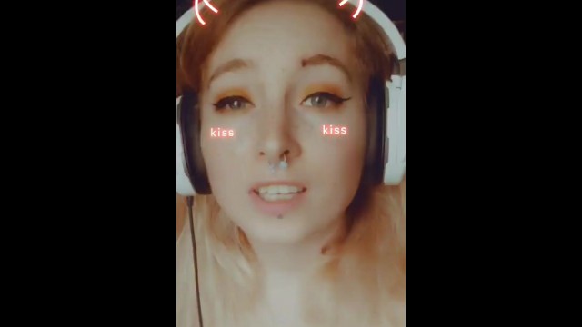 Fresh video on PornhubModels - get it while it's hot: https://t.co/68oNH3pILb https://t.co/EUKWDaCJK