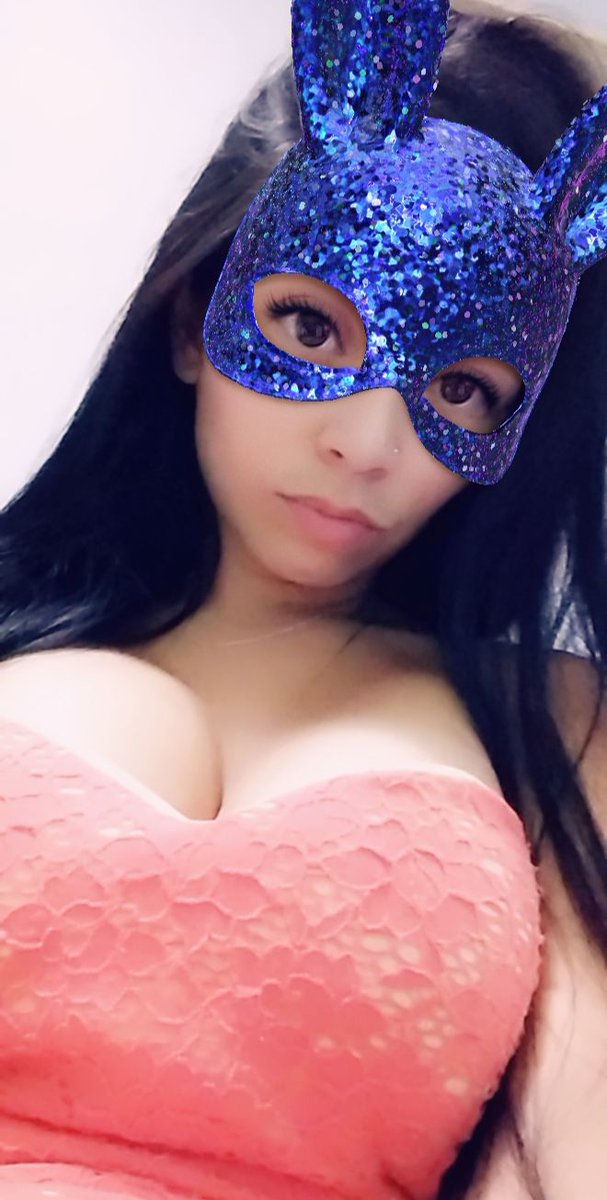 Thaiged's tweet photo. Que no se pierda la bonita costumbre #FotoTeta 🍒 https://t.co/jBRIaVnWaU