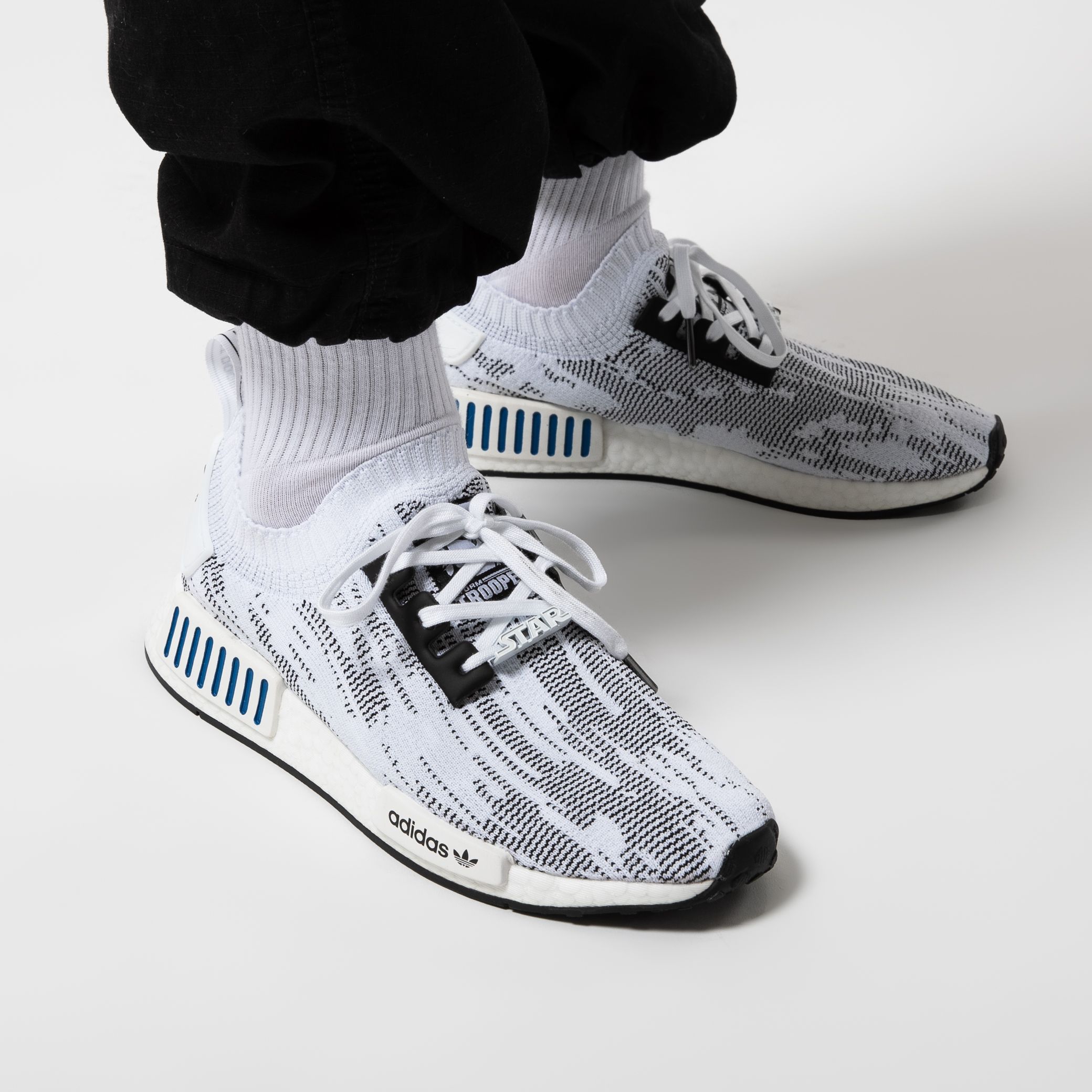 Titolo on Twitter: "ONLINE NOW 🔥 STAR WARS X ADIDAS NMD R1 - STORMTROOPER shop ➡️ https://t.co/Tg5IPiGkUy ⁠ UK 7.5 (41 1/3) - UK 10.5 (45 1/3)⁠ 🔎 FY2457⁠ ⁠ #titoloSHOP⁠ #adidas #starwars #stormtrooper https://t.co ...