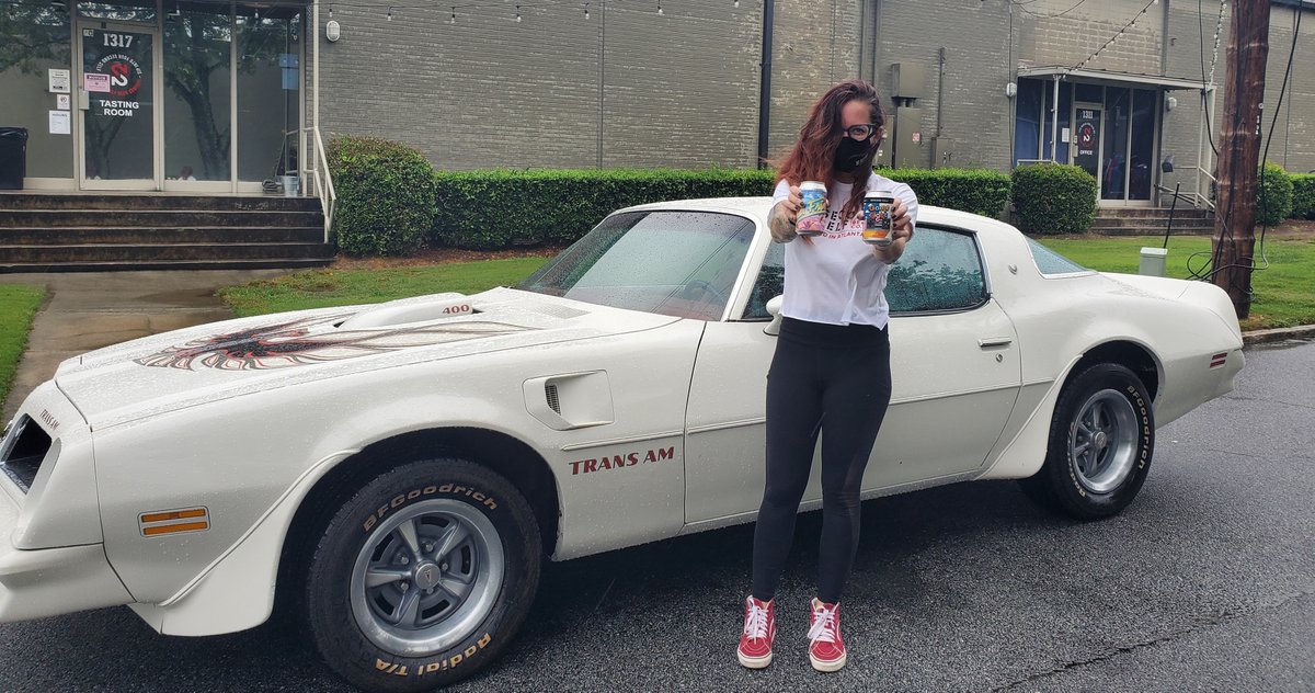 secondselfbeer's tweet photo. Retro Wednesday is back, that means deals on Game Night and La Fria. Free pint if you bring your favorite retro item. Alaina brought her 1978 Trans Am for Retro Wednesday.
#secondselfbeer #retrowednesdays #transam #freebeer #craftbeer #GAbeer https://t.co/n64A3kKCoq