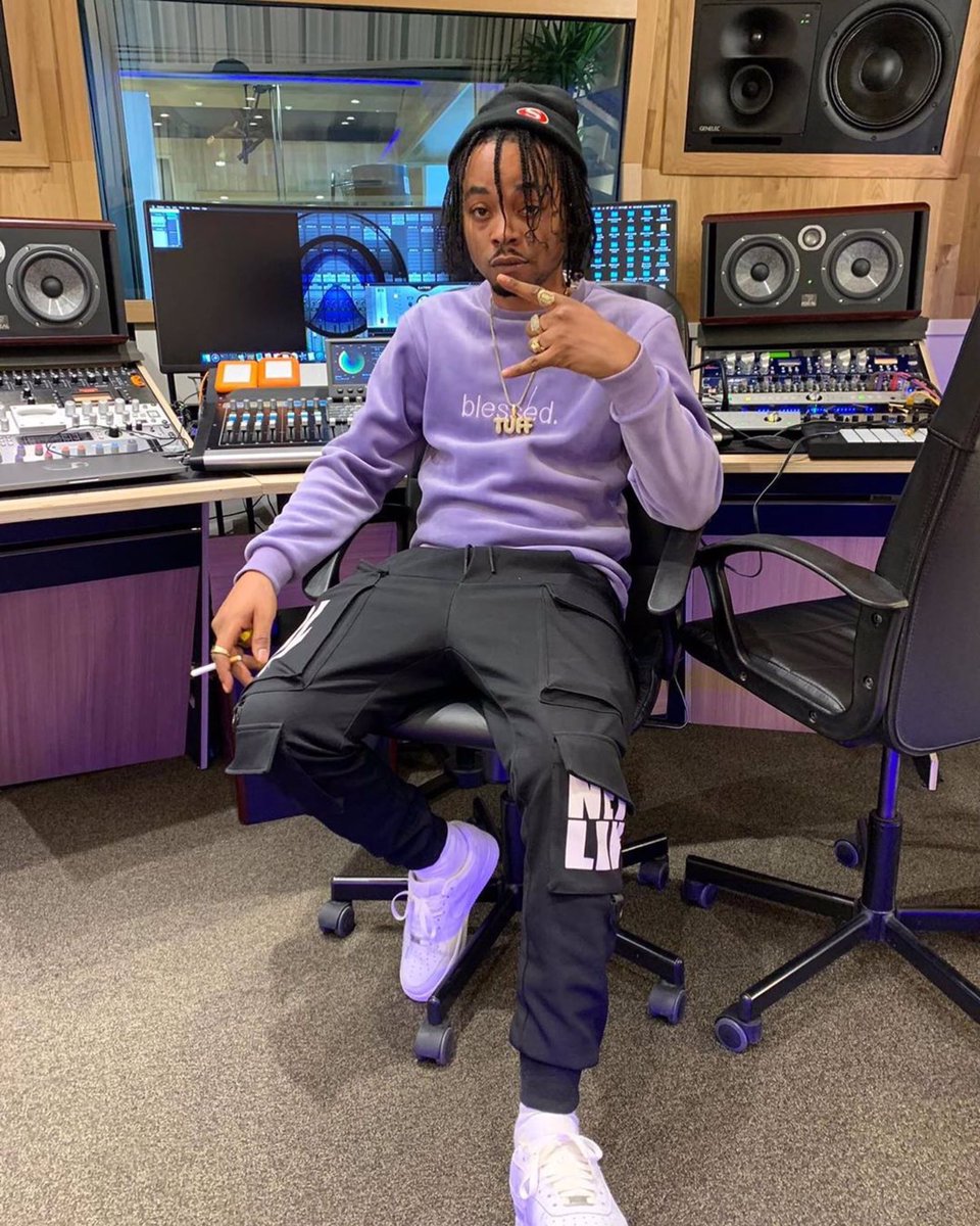 CjkingEnt's tweet photo. Rygin King Back In The Studio https://t.co/Wm37eIyt93