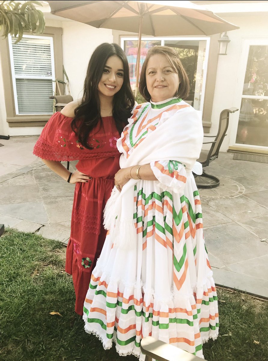 Happy Mexican Independence Day! Throwback of me and my mom, the loveliest woman to come out of Jalisco ❤️