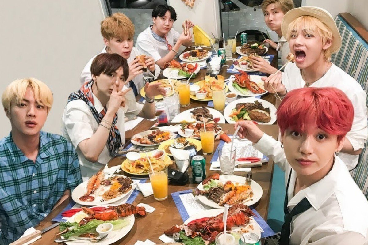 some ot7 to round it out (they're all in love with each other's pretty faces and voices, the shared memories and so much food)