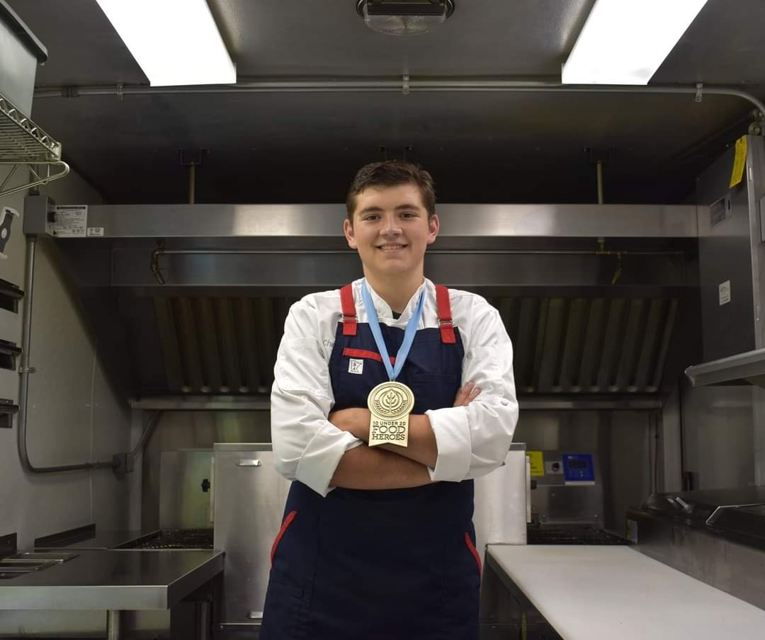 Humbled to be selected as HormelFoods 10 under 20 Food Hero! This is the inaugural group of honorees for the award. Covid19 messed up the trip to Harvard Univ for ceremony, but plz celebrate w/me on Thur 9/17 10:30amCT youtu.be/0LHz06odHMc #DoingGoodwithFood #10under20 #Hormel