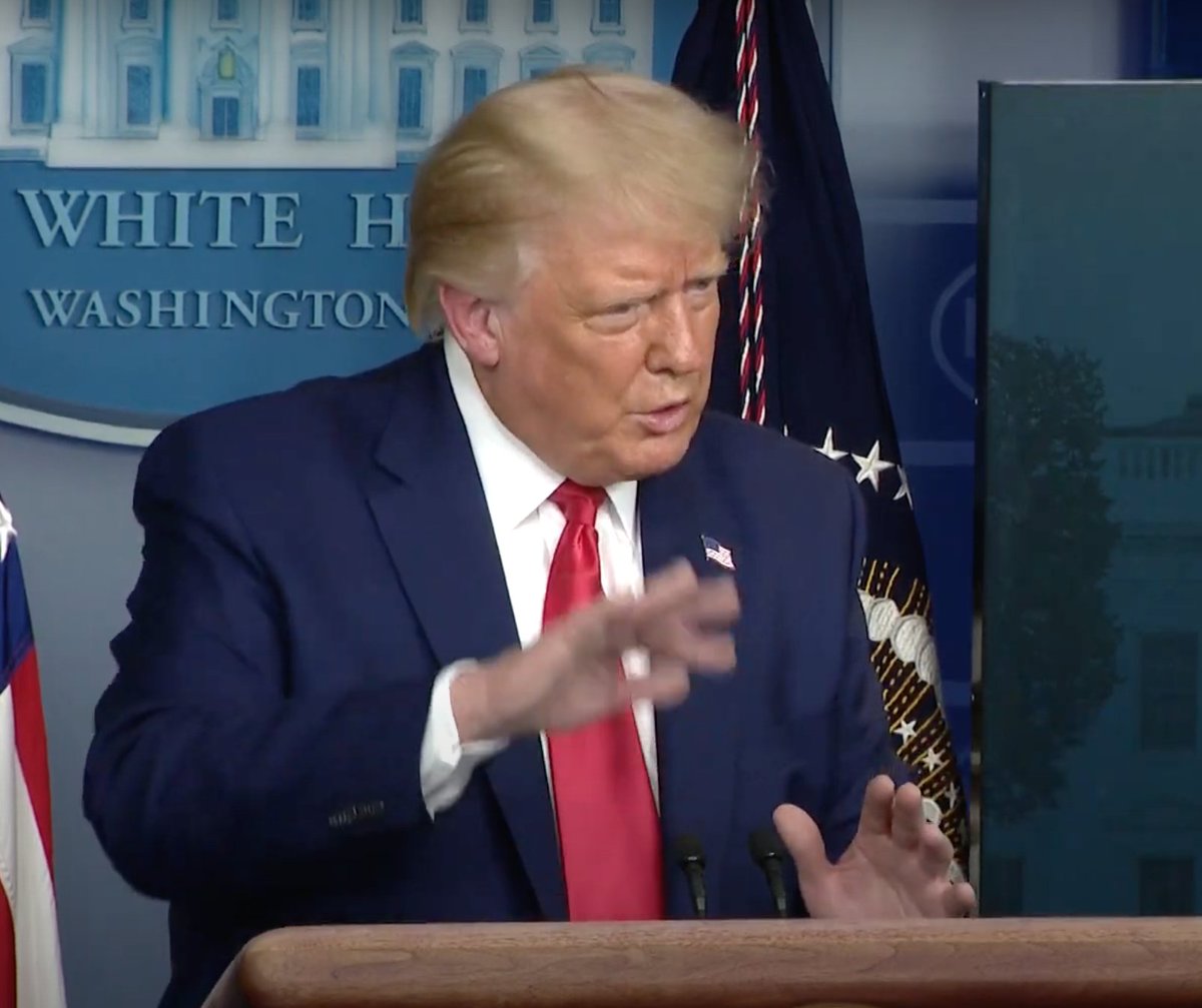 1/ THREAD:  #Trump often displays a particular gesture with his right hand that's completely incongruous with his verbal statements. He uses this gesture much more often when he's answering female journalists. Here he's answering  @kaitlancollins. #BodyLanguageExpert  #BodyLanguage