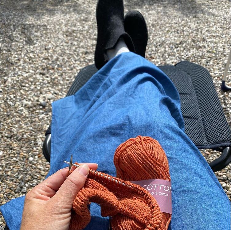 Glerupsca's tweet photo. For the love of wool! Glerups are natural comfort with 100% natural blended wool. Comfort guaranteed. 

Ph: @vadsbach

#glerupsca #glerups #wool #naturalwool #slippers #indoorshoes #outdoorcomfort #cozycomfort https://t.co/BwpDqlYx9j