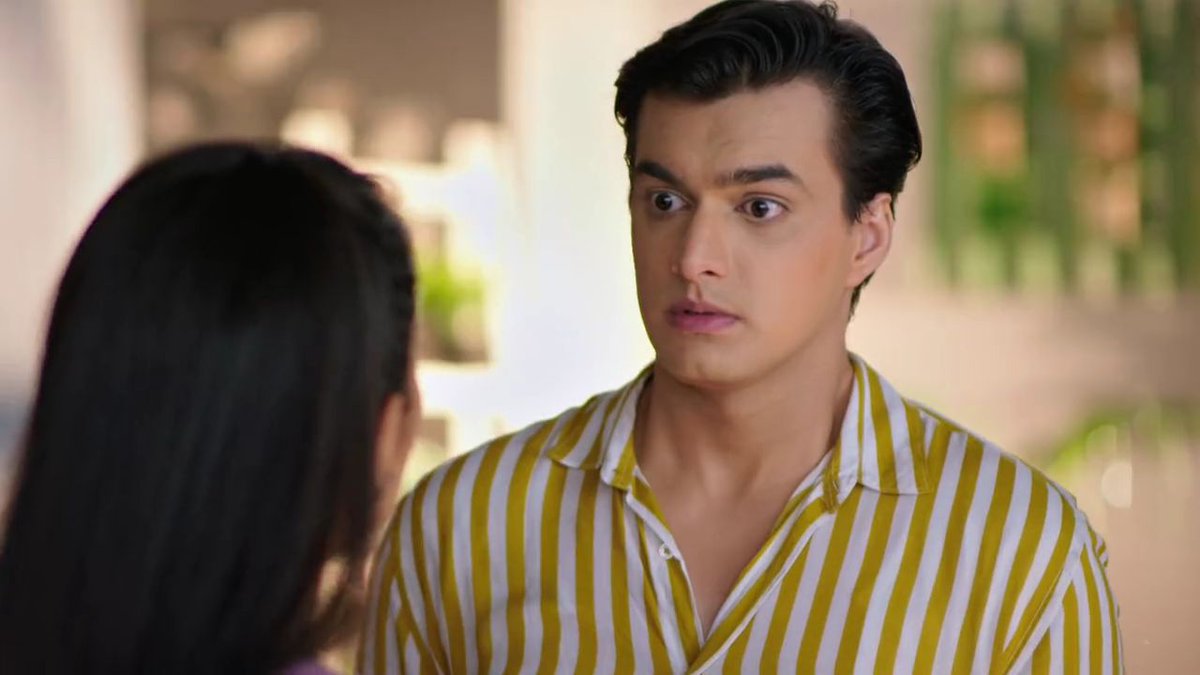 "Bp badh jaayega!""Woh toh waise hi badh raha hai tum sunte jo nahi meri baat! Mujhe bohot gussa aa raha hai Kartik! Eeeeeeee!" @momo_mohsin  @shivangijoshi10  #Kaira  #KairaArePregnant  #yrkkh