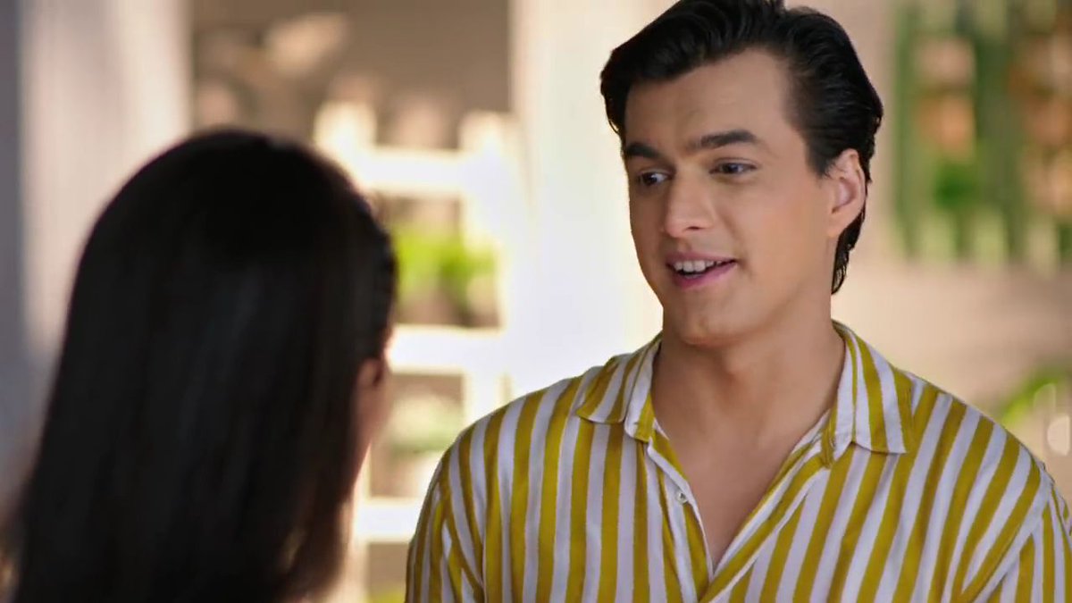 "Bp badh jaayega!""Woh toh waise hi badh raha hai tum sunte jo nahi meri baat! Mujhe bohot gussa aa raha hai Kartik! Eeeeeeee!" @momo_mohsin  @shivangijoshi10  #Kaira  #KairaArePregnant  #yrkkh