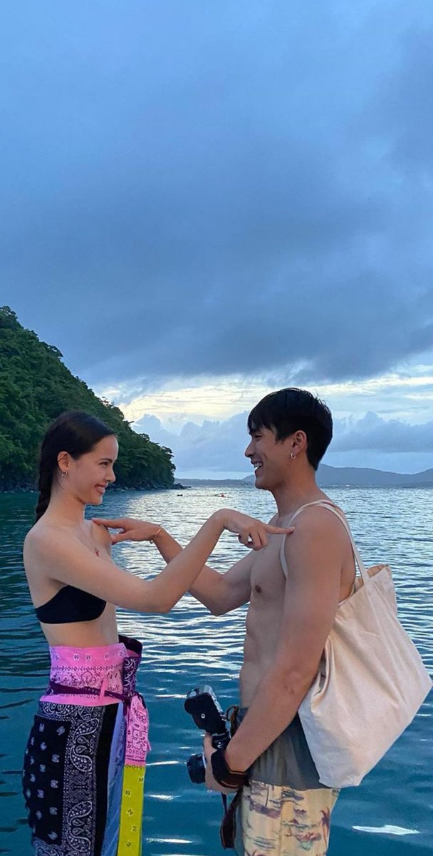 NYarchived's tweet photo. I hope this love stays for this lifetime and the next ♥️✨
.
.
#nadechyaya
#ณเดชน์ญาญ่า️ https://t.co/brsn7tFhXI