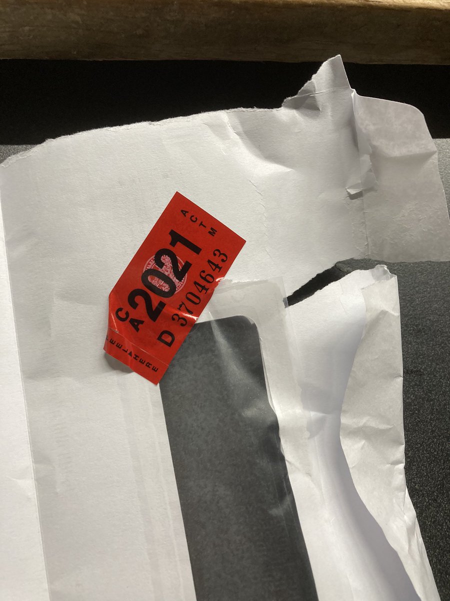 CIAGP's tweet photo. @CA_DMV The license tag came off in the mail and is permanently stuck to the inside of the envelope. How do I get a replacement? https://t.co/nU4ZHOdAXZ