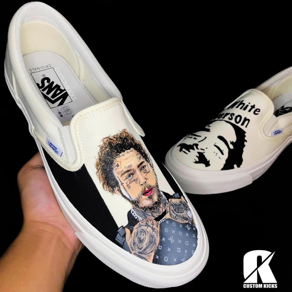 pmartsyfartsy's tweet photo. #WardrobeWednesday πΊπππ΅π
π¨: @aj.customkicks (IG)
#postmalone #artsyfartsy #pmxartsyfartsy #posty #postyartsyfartsy #postyart #postyfanart #postmalonefanart #postywardrobe #postydenim #postmalonedenim #postyjeans #postmalonejeans #postyclothes #postmaloneclothes @PostMalone https://t.co/yMGqq3031y