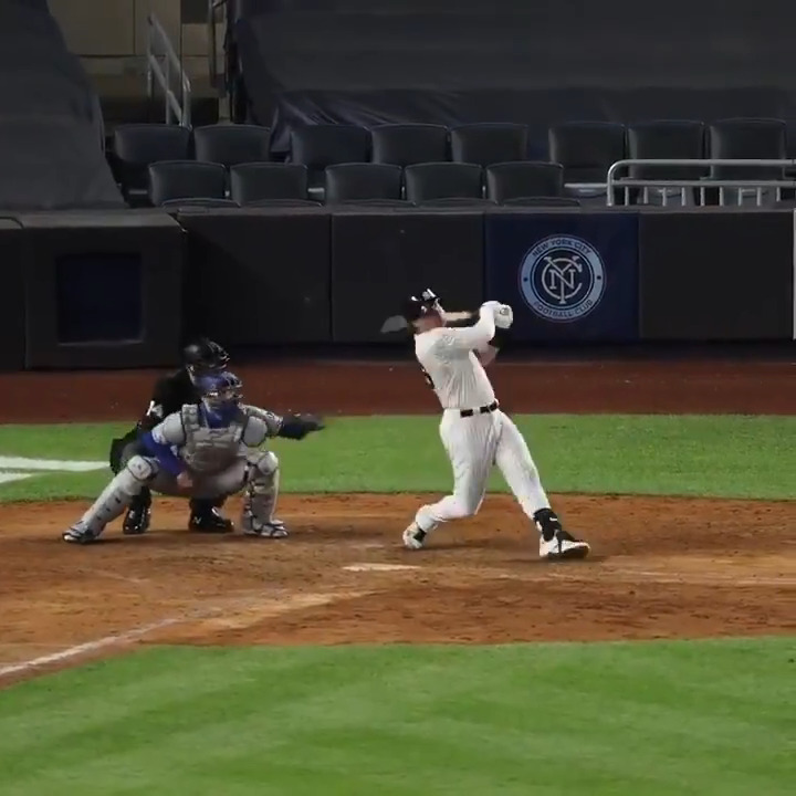 [情報] 洋基連三場全壘打6+以上 (MLB新紀錄)