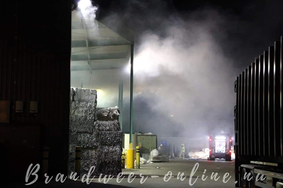 BrwApeldoorn's tweet image. 📟 Melding: Prio 1 BR industrie Gerrevink Van BV Sint-Maarten Apeldoorn
📆 Datum: 17-09-2020 
📸 Brandweer-online.nu