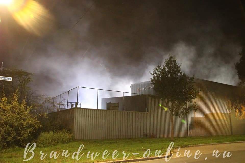 BrwApeldoorn's tweet image. 📟 Melding: Prio 1 BR industrie Gerrevink Van BV Sint-Maarten Apeldoorn
📆 Datum: 17-09-2020 
📸 Brandweer-online.nu