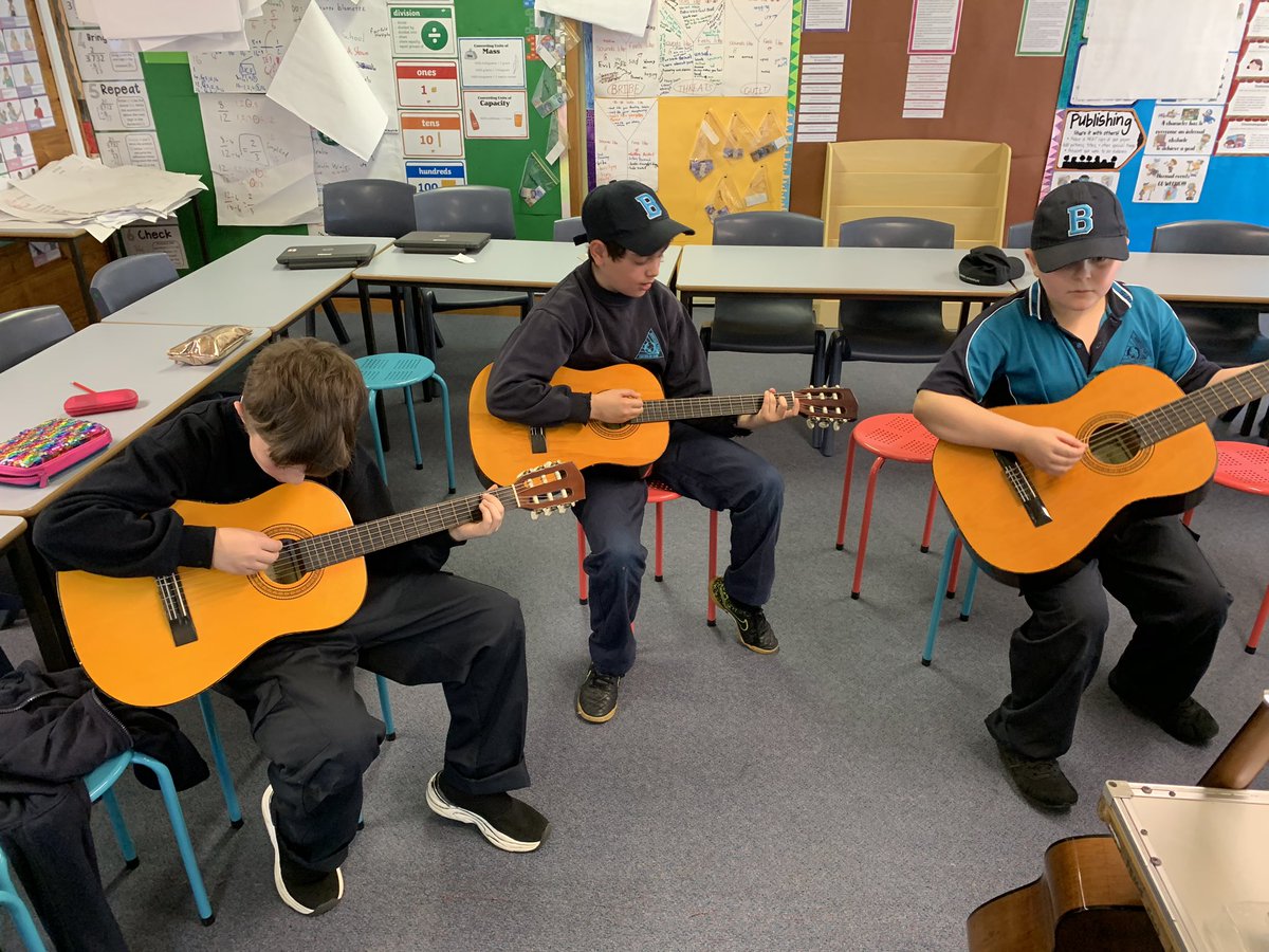 BPS Guitar Group - Group construction of the contract and our first lesson, Mary Had A Little Lamb!! 🎸🎸🎸 <a href="/BecWest81/">Bec West</a> <a href="/Ly_Huynh_/">Ly Huynh</a> <a href="/lyndall_hayton/">Lyndall Hayton</a> <a href="/nathdavis11/">nathdavis11</a> @InspiredEducat1
