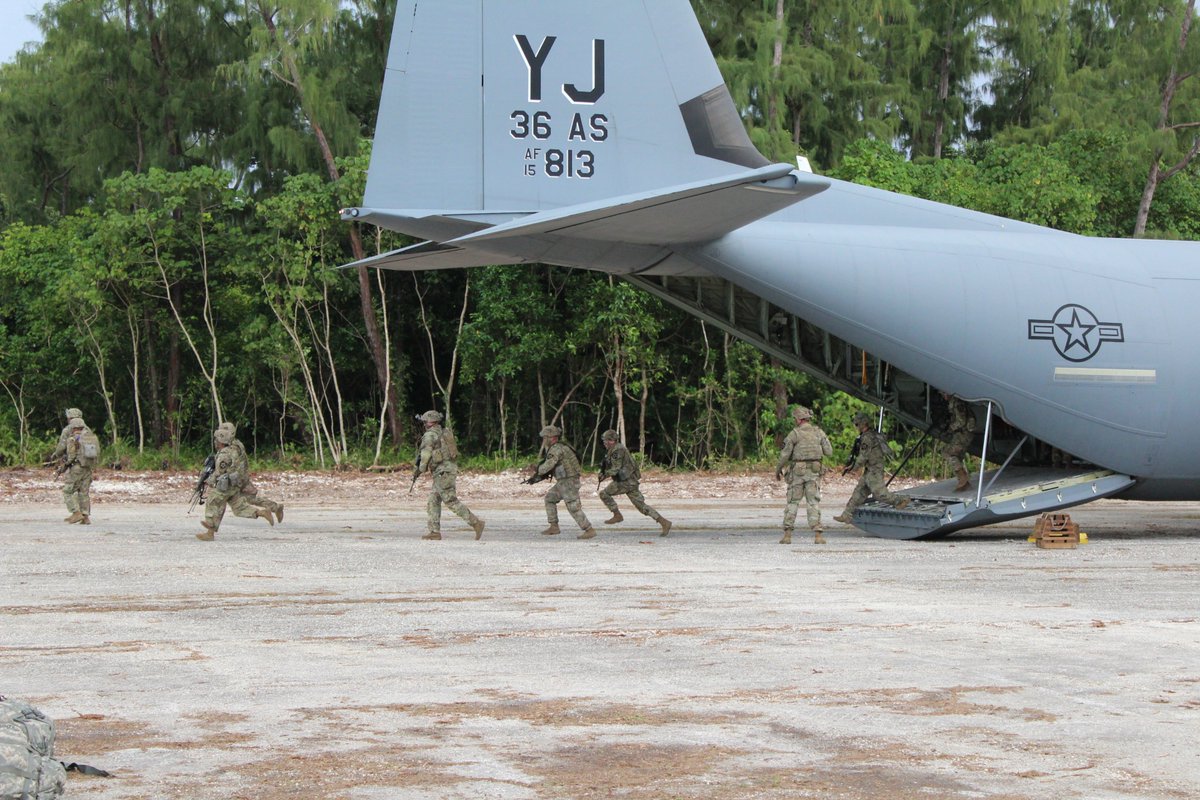 USARPAC's tweet photo. @USARPAC  successfully concluded Defender Pacific 20, Sept. 15, demonstrating commitment to a free and open Indo-Pacific and implementation of the U.S. National Defense Strategy.
#DefenderPacific #DefenderPacific20 #JointLethality #USArmy @INDOPACOM @USArmyEurope https://t.co/BL2ngNzIbX