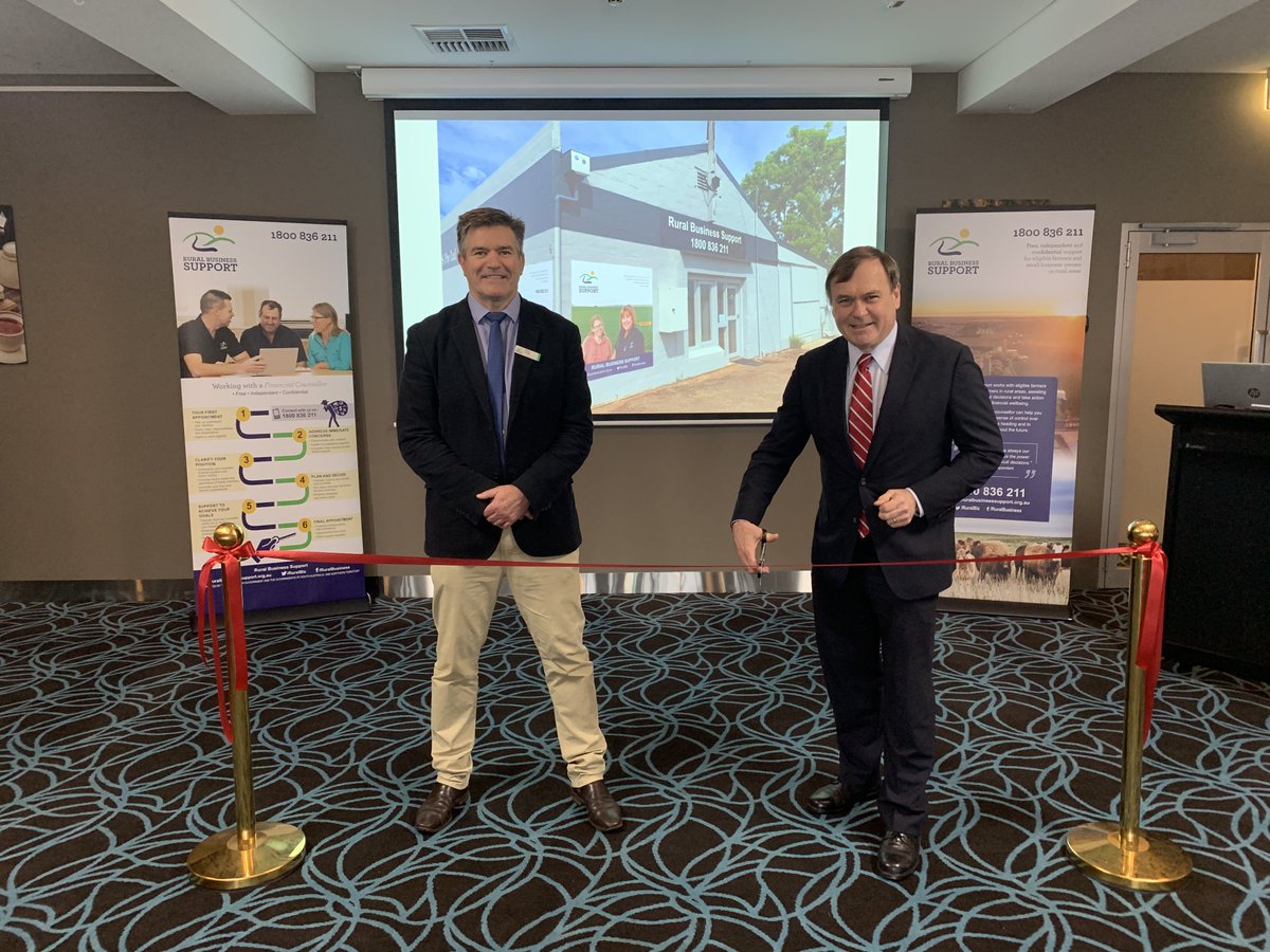 SA Small Business Commissioner John Chapman has ribbon cutting honours to celebrate opening of new <a href="/RuralBiz/">RuralBusinessSupport</a> KI office this morning.