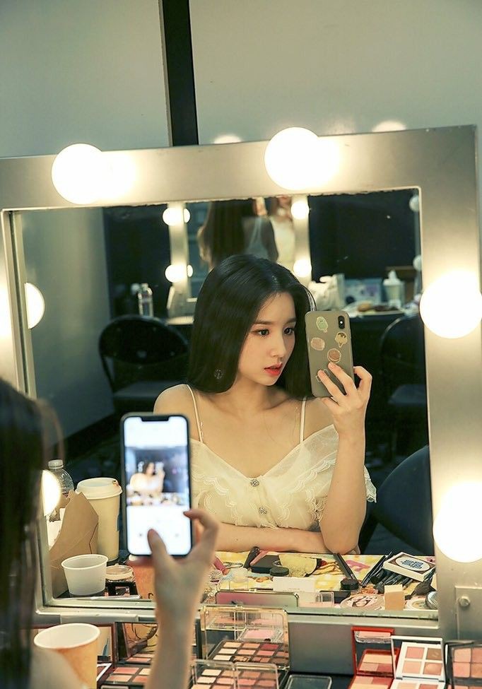 hyung hyung gue newbie bgt tulong ajarin.

mutualan? rt / jfb
fmbest? buruan dm

#roleplayerindonesia #roleplayer #mutualanyuk #Root #rootrp #rootrpindo #rpkpop #roleplayerindo #roleplayeraccount #roleplayerworld