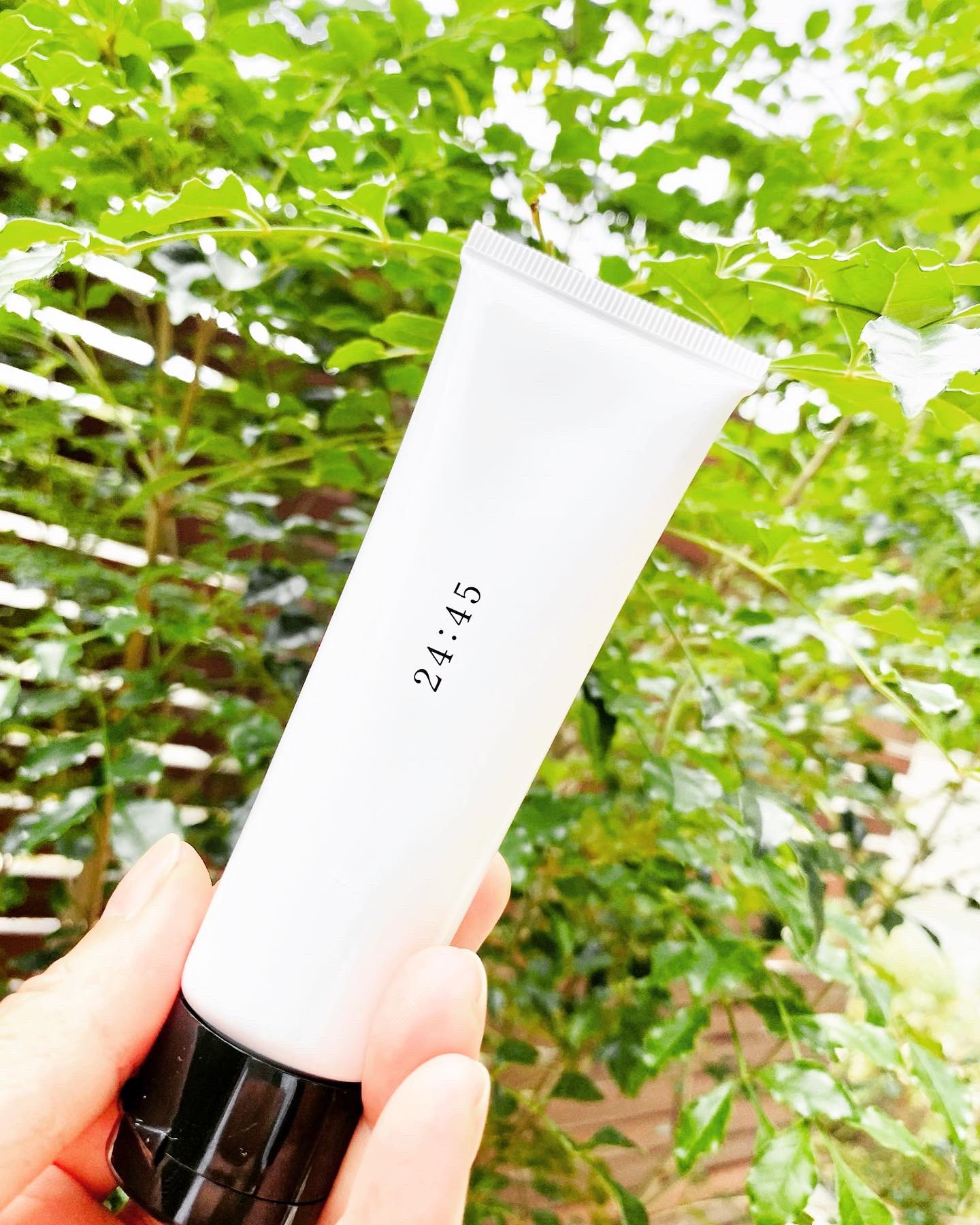 安倍佐和子 大好きなukaのネイルオイルと同じ香りのハンドクリームが9月30日発売 7 15 13 00 18 30 24 45 ネロリウォーターにフランス産シナラオイル インカオイルがベース しっとり潤うのにベタつきがなく 精油の香りが最高 覚醒して