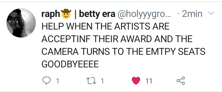🎶