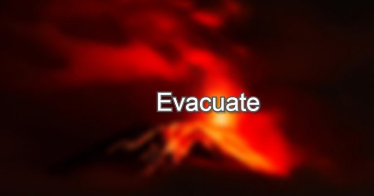 KymKemp's tweet photo. "Per the Trinity County Sheriff's Office and the Trinity County Office of Emergency Services, the area of the #PostMountain, #TrinityPines, is under an #evacuation Order. The evacuation area will be Hayfork Fairgrounds."
#AugustComplex, #HopkinsFire https://t.co/jglItdrbwE