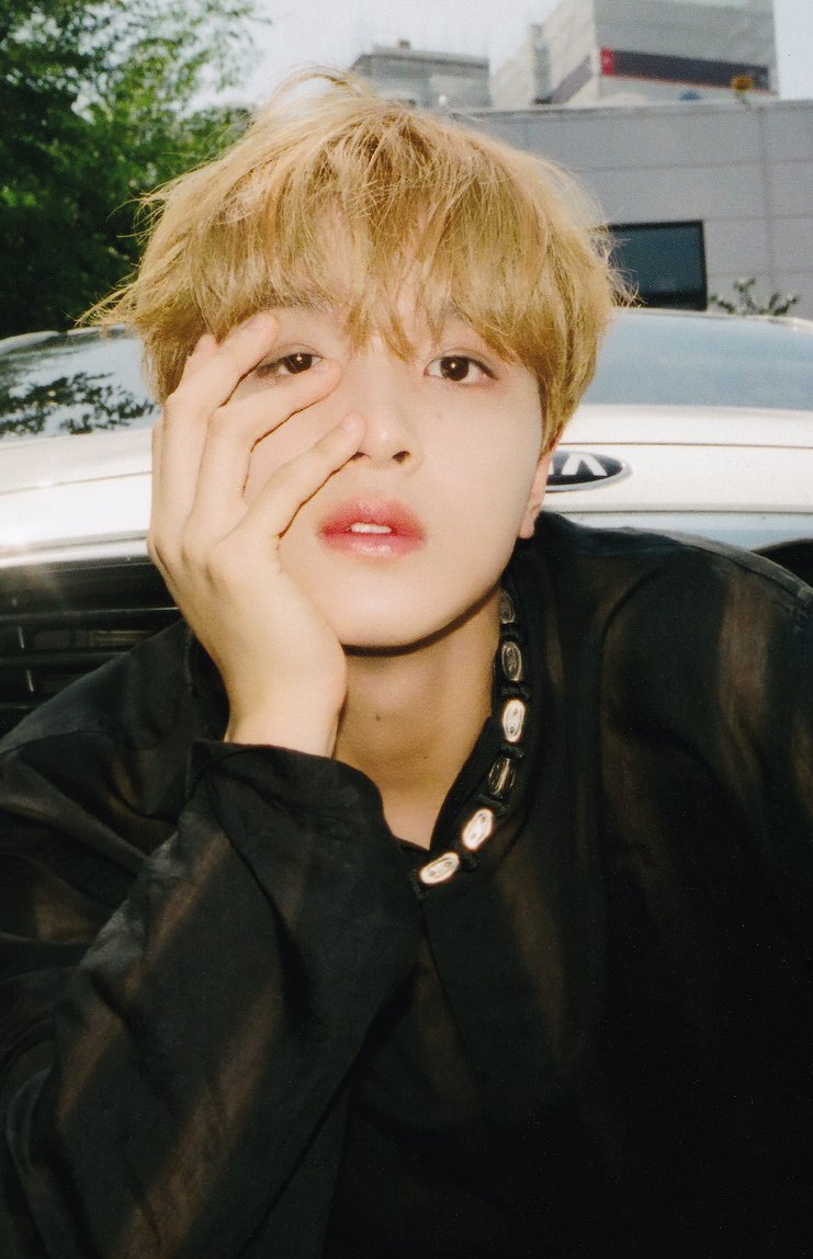 — haechan as seventeen albums ✿ a thread
