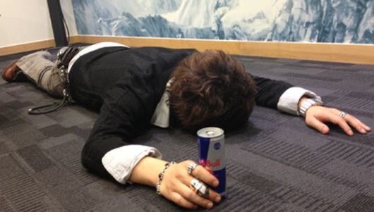 🦴꧂ tweet media