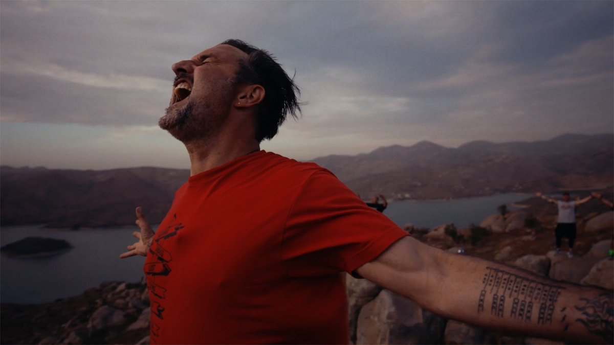 ripimpact's tweet photo. Just watched You Cannot Kill David Arquette!

Very fun story &amp; I really enjoyed it! No spoilers, but that Miss Elizabeth moment got me!

Thanks @Elevation_Pics for hooking me up!

First to name my finisher gets a free copy!

@DavidArquette
#youcannotkilldavidarquette #yckda https://t.co/unBzDiTm23