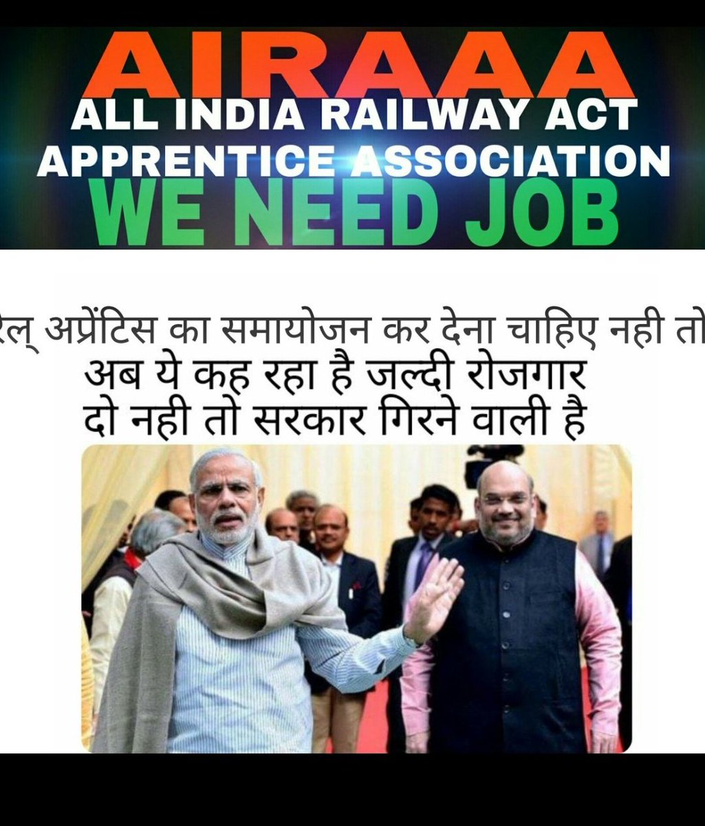 BhoiSagar99's tweet photo. "अंधभक्त" - "पापा "बारिश" हो रही है.?😒😒

"मोई जी" - बारिश नहीं, पुरा बेरोजगार *भारत* हम पर "थूक" रहा हे .😜😁😁
#राष्ट्रीय_रोजगार_दिवस https://t.co/fytXbbVTog