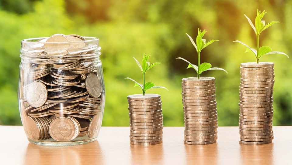 Payawe_Official's tweet photo. ISSUANCE OF ELECTRONIC STOCKS AT #PAYAWE
" WE-Shares"!
Total issued: 100 billion WE-Shares
Expected to sell to the market: 60% = 60 billion
Sale time: 2021 = 2025 (5 years)
#crypto #bitcoin #cryptocurrency #blockchain #btc #ethereum #forex #money #trading #bitcoinmining https://t.co/vqKUh7OU52
