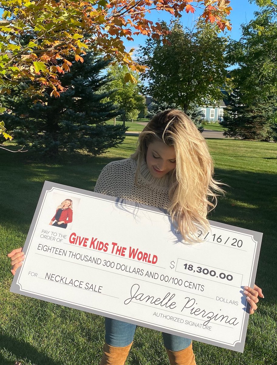 JanellePierzina's tweet photo. I sold my Janelle necklace and raised 18k for my charity Give Kids The World. If you have time please donate. #foragoodcause 💕 @HeartsofReality https://t.co/so3Rm8oMi8