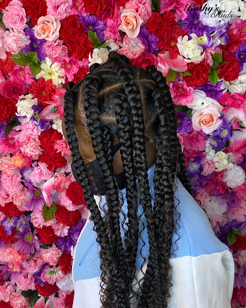 KathysBraids's tweet photo. Want this look ? Book large box braids + add on: triangle parts &amp; goddess style✨#TheBraidingGoat #boxbraidsnyc #nychair #braids #goddessbraids #goddessstyle #trianglepartboxbraids #triangleparts #mdbraider #mdhairstylist #mdgoddessbraids https://t.co/7xeDDpaex4