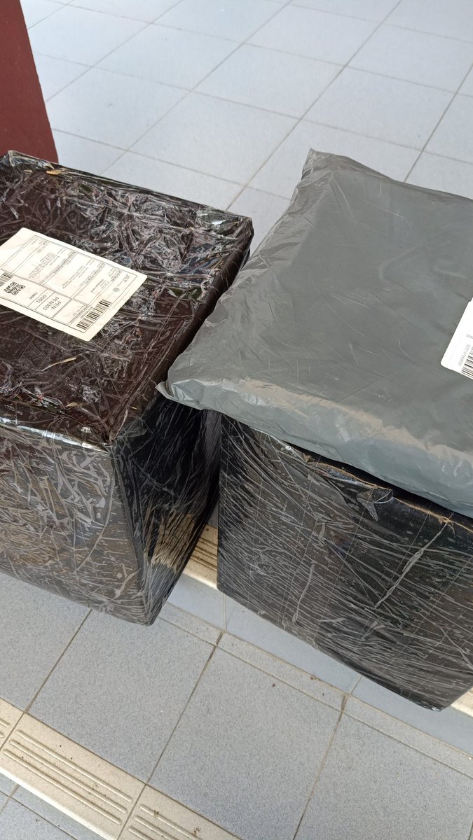 nnabihah95's tweet image. Yang dinanti telah tibaaa yaa. 

@SabrinaShuhaim1 

#MYEdition 
#FeverGlamMYEdition 
#Lipsticks4All