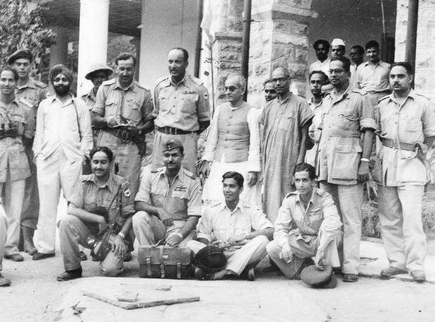 KM Munshi along with Swami Ramananda Teertha are two people who should be credited with the Integration of Hyderabad into India, along with the iron resolve of Sardar Patel. Seen here with the Indian Army after the Nizam surrendered.