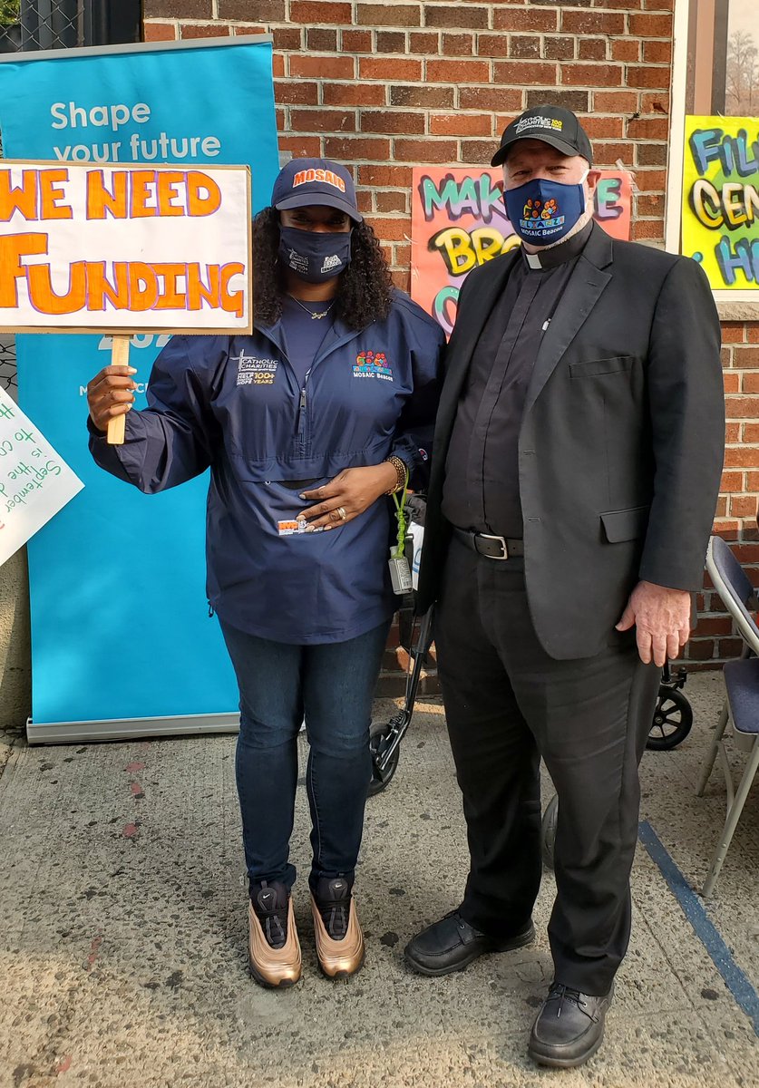 EddieSilverio1's tweet photo. Impactful CENSUS 2020 Hagase Contar event. Thank you to MOSAIC and Highbridge programs from @CathCharitiesNY  Alianza Youth Service Division. Thank you @JuanRosa_NYC @NALEO @marializardo @NMICnyc @EddieCuestaNY @YoSoyDUSA  @Vanessalgibson @JoinJoyner @uscensusbureau #Census2020 https://t.co/iz8PGv2piW