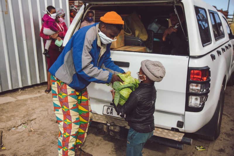 FoodFlow is an initiative born in response to the COVID-19 restaurant closures and hunger crisis, enabling small-scale farmers and fishers to viably feed their local communities. 
Crowdfunding to raise funds for their research phase.
thundafund.com/project/566906…