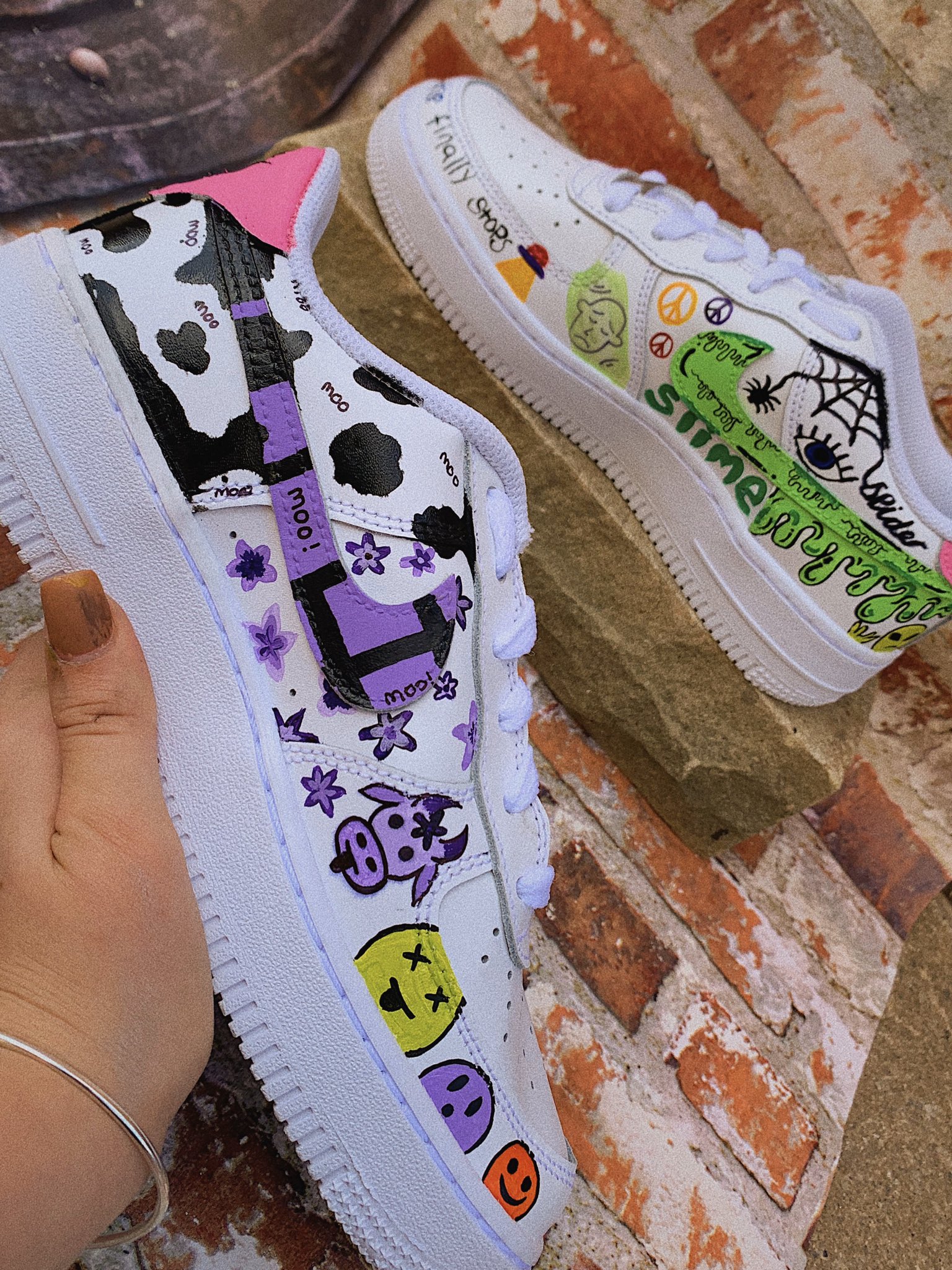 custom painted nike shoes