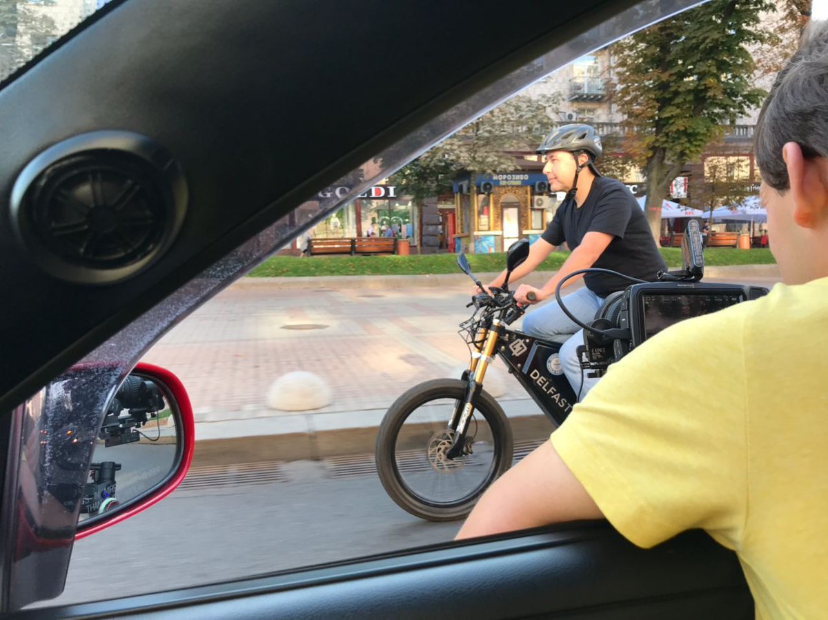 delfastbikes's tweet image. Filming today in beautiful Kyiv!🤟
Delfast CEO, Daniel, riding his Delfast..what can be better than that?😉
Great appreciation to #goodshoot!