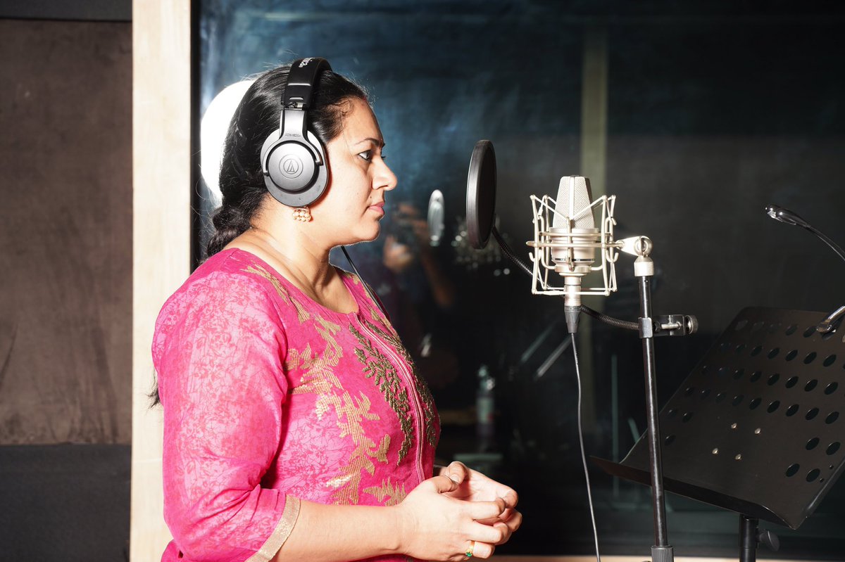 TrickyTamil's tweet photo. Doctor Movie Dubbing Begins with Small poojai..🔥 

#DoctorDubbing #Doctor 
#Ayalaan
@Siva_Kartikeyan @SKProdOffl 
@kjr_studios https://t.co/VWppvxrpvl