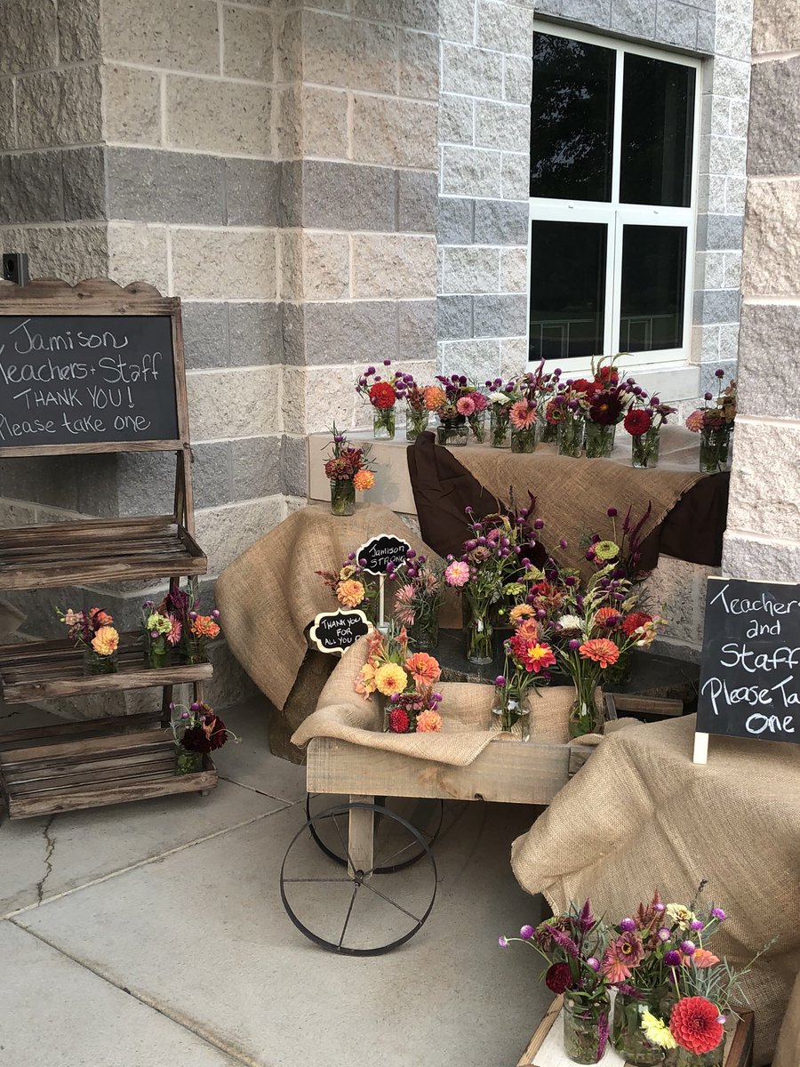 What a nice surprise yesterday morning! Thank you Jamison Home and School! These flowers made my day! 💐<a href="/CBJamisonES/">Jamison Elementary School</a>